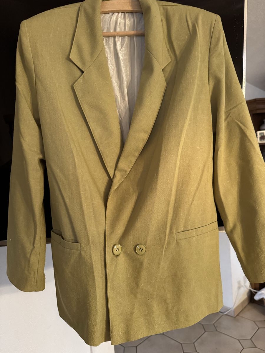 Giacche: Blazer femme – Usato da Montsevelier venduto da ber_88db