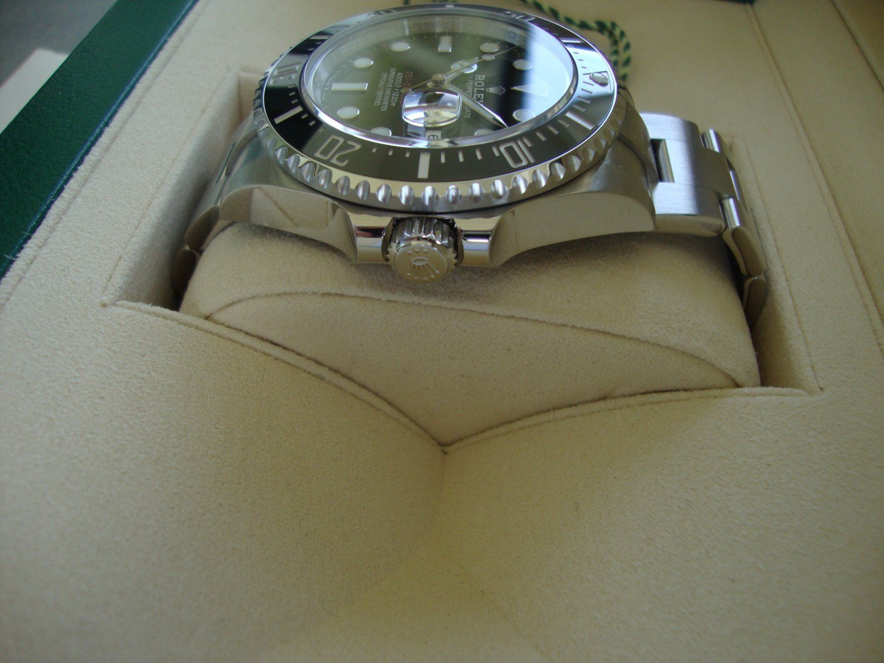 Rolex Orologi: Rolex Sea Dweller 126600 43mm – Nuovo (secondo la descrizione) da Aarau venduto da RasAlgethi 4
