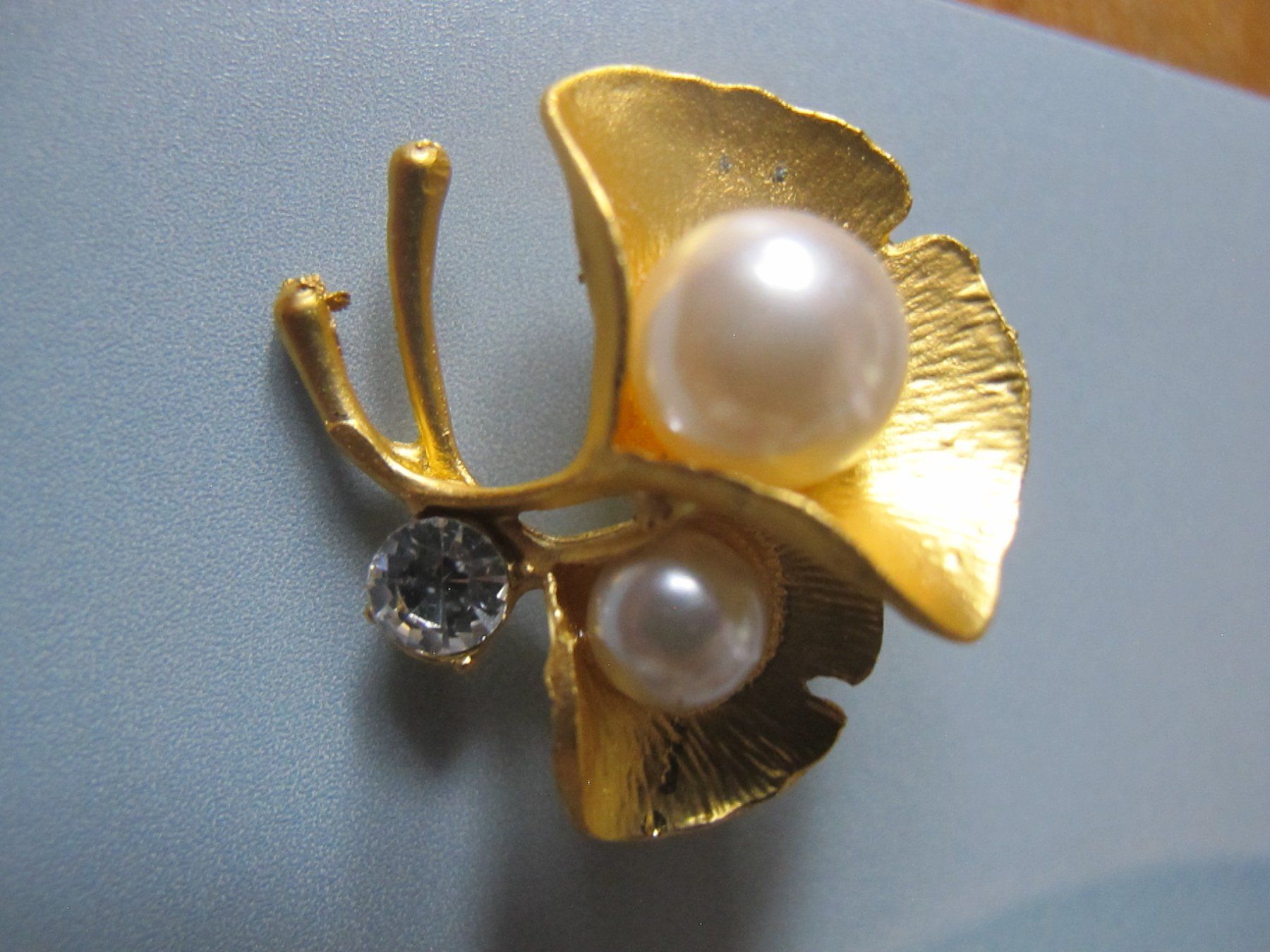 Spille & Fermagli: Elegante  Brosche mit Perlen und Strass, Goldfarben – Nuovo (secondo la descrizione) da Löhningen venduto da Chimae67 1