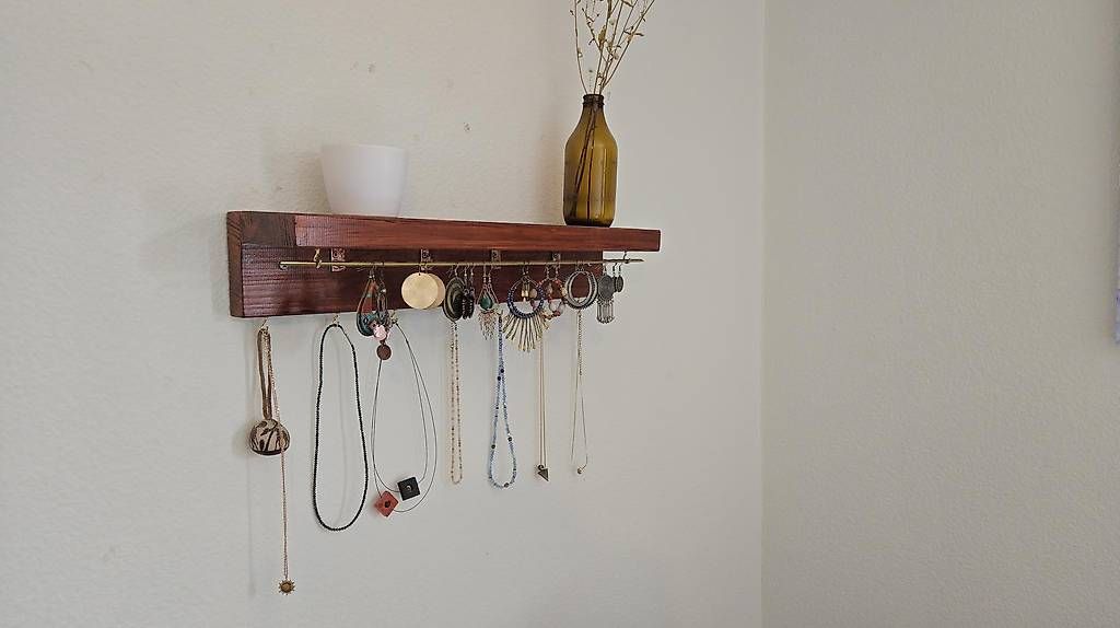 Scaffali: Wand-/Schmuckregal (exkl. Schmuck) – Usato da Thalwil venduto da mon_rx28 1