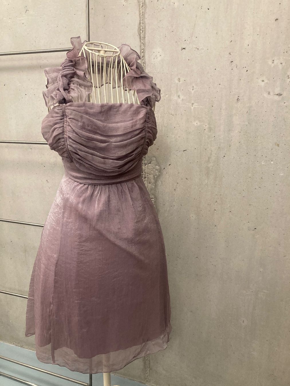 Vila Vestiti: Kleid – Nuovo (secondo la descrizione) da Leuk-Stadt venduto da nadlerhu 3