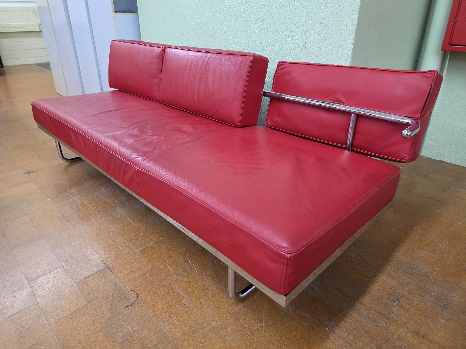Cassina Divani: Cassina LC5 Daybed / Sofa von Le Corbusier – Usato da Lichtensteig venduto da Polsterwerk 5