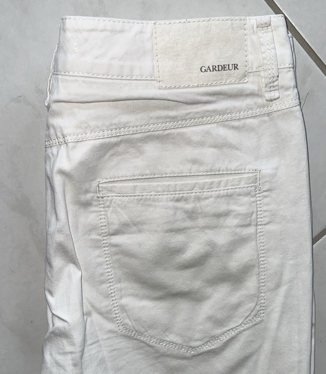Jeans: GARDEUR JEANS GR. 38 – Gebraucht aus Unteraegeri von MH203 3
