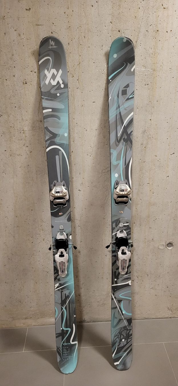 Völkl Sci: Skis Volkl Revolt 104, 172cm – Nuovo (secondo la descrizione) da St-Pierre-Clages venduto da mic_6lks