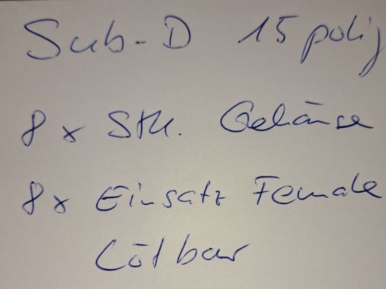 Stecker: Stecker Sub-D 15 pol – Gebraucht aus Sargans von Bomp