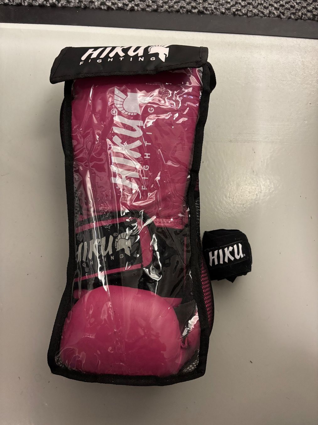 Sacchi da boxe: Boxhandschuhe – Usato da Unterägeri venduto da ani_dct2 2