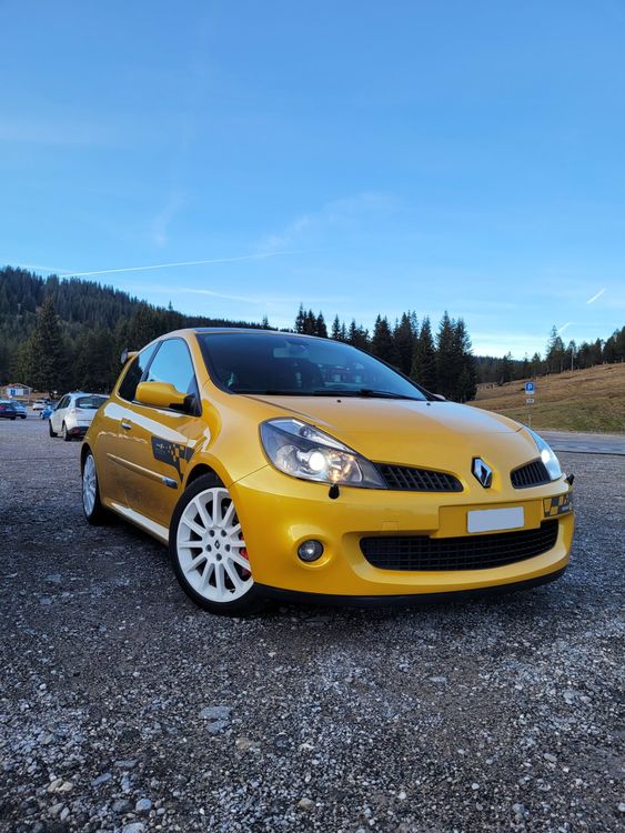 Renault Clio RS F1 Team R27 N°294/3367