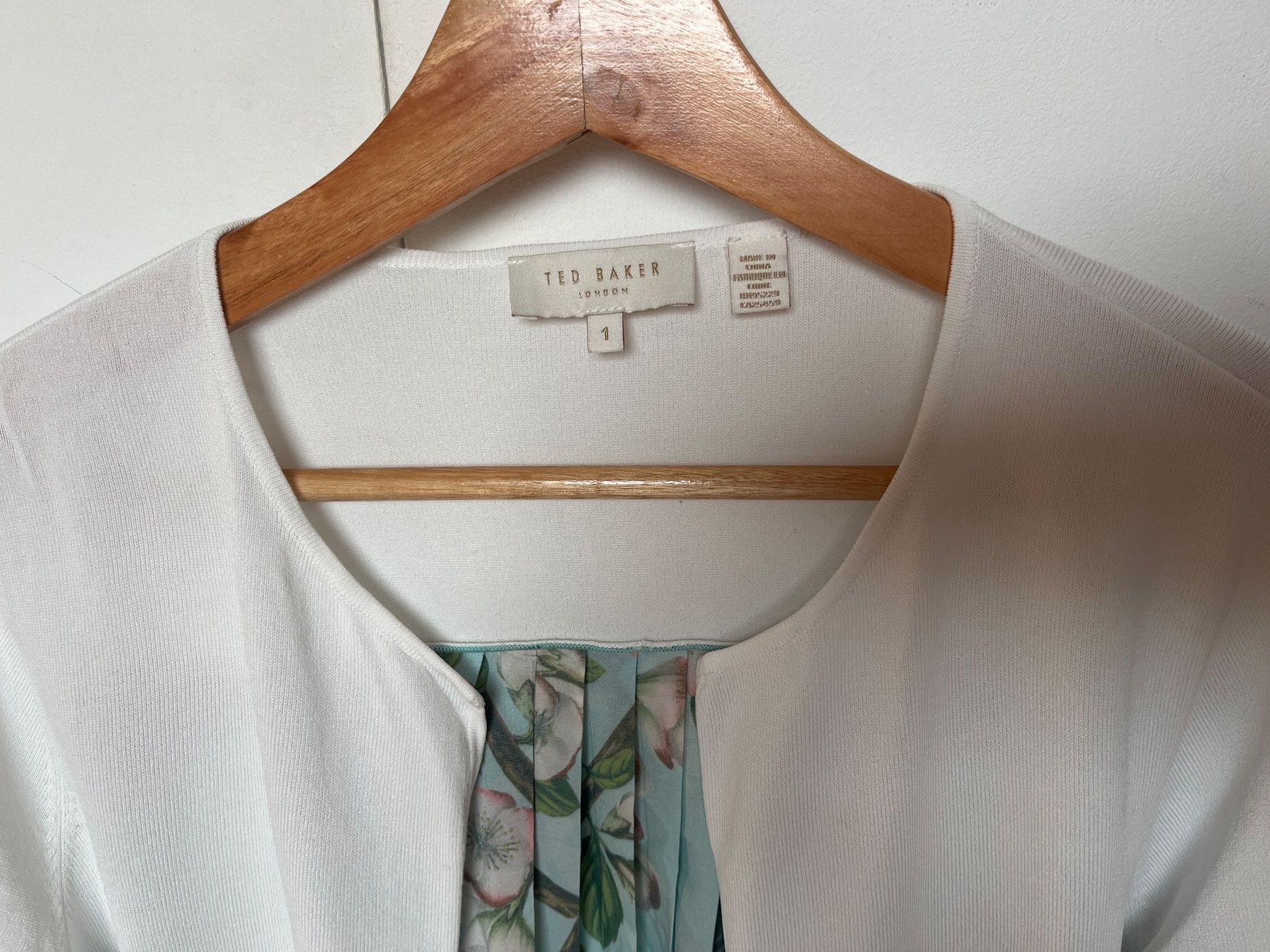 Gilets: Gilet Ted Baker taille 1 – D'occasion à Genève par fyshbird 1
