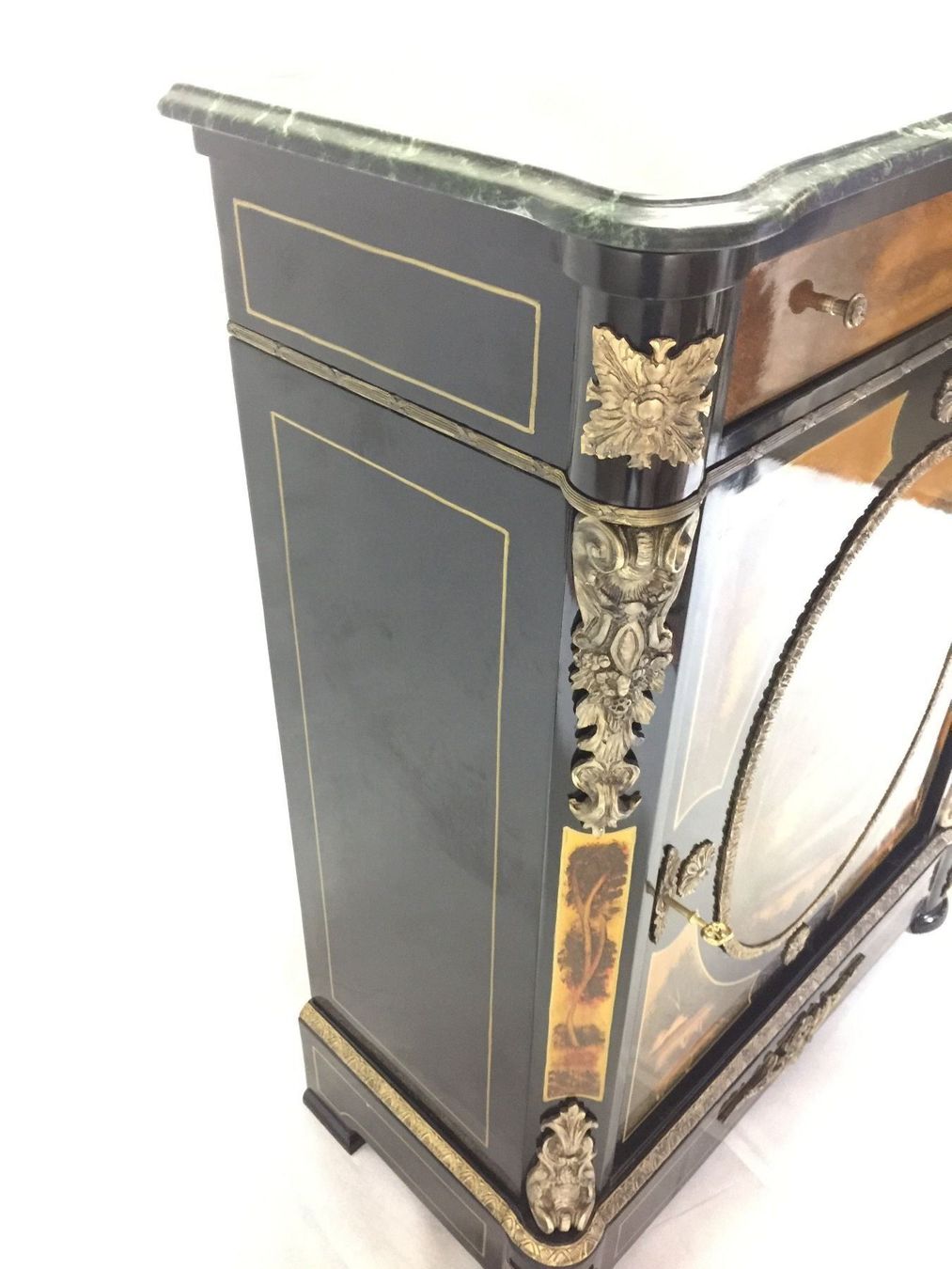 Cassettiere: Meuble d’appui style napoléon III, – Usato da geneve venduto da louisart 4