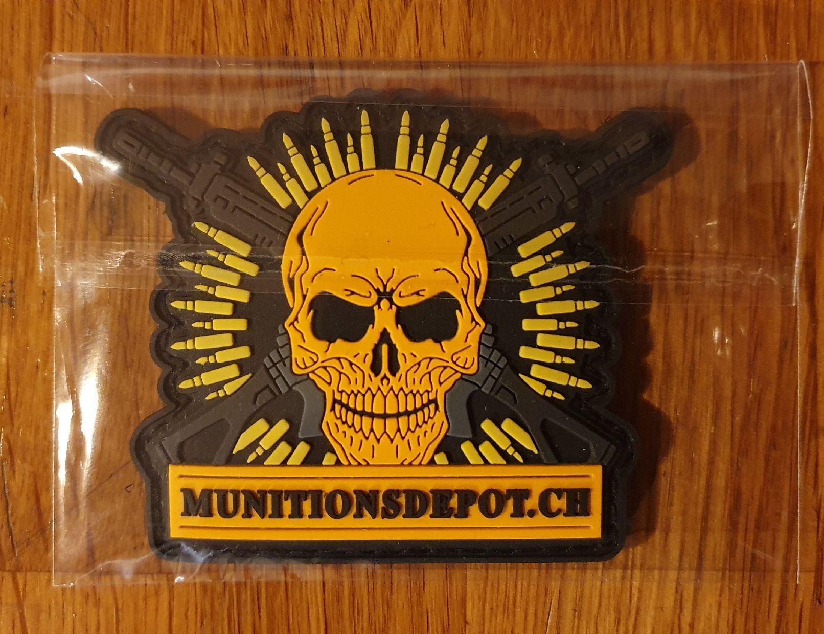 Plaketten & Abzeichen: Munitionsdepot Klettpatch Totenkopf-Design -  Neu – Neu und originalverpackt aus Nänikon von Helvetia69