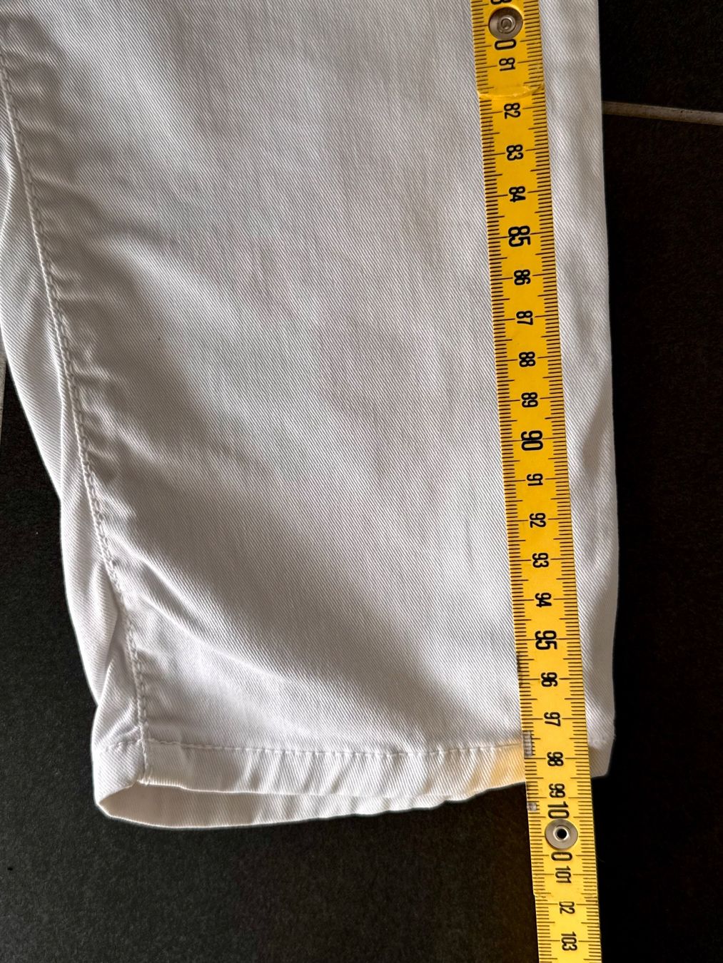 Please Jeans Jeans: Jeans Hosen PLEASE Gr. M Weiss – Gebraucht aus Rothrist von Fondgruebe 6