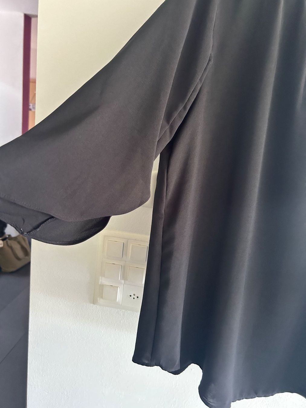 Camicette: Elegantes Schwarzes Oberteil, Grösse L – Usato da Kaltbrunn venduto da lagone1 1