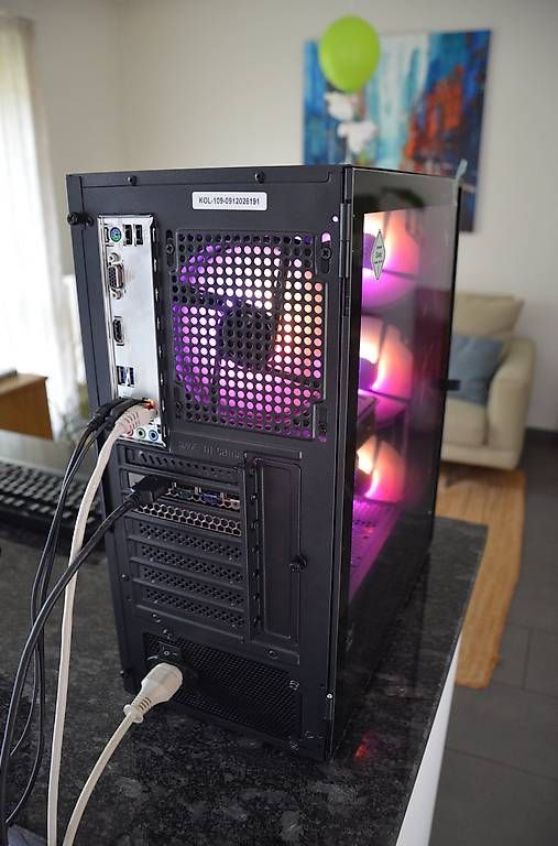 RGB Gaming-PC: Ryzen 5 5500, RTX 3060 Ti 8 GB, 650w Netzteil (Gebraucht ...