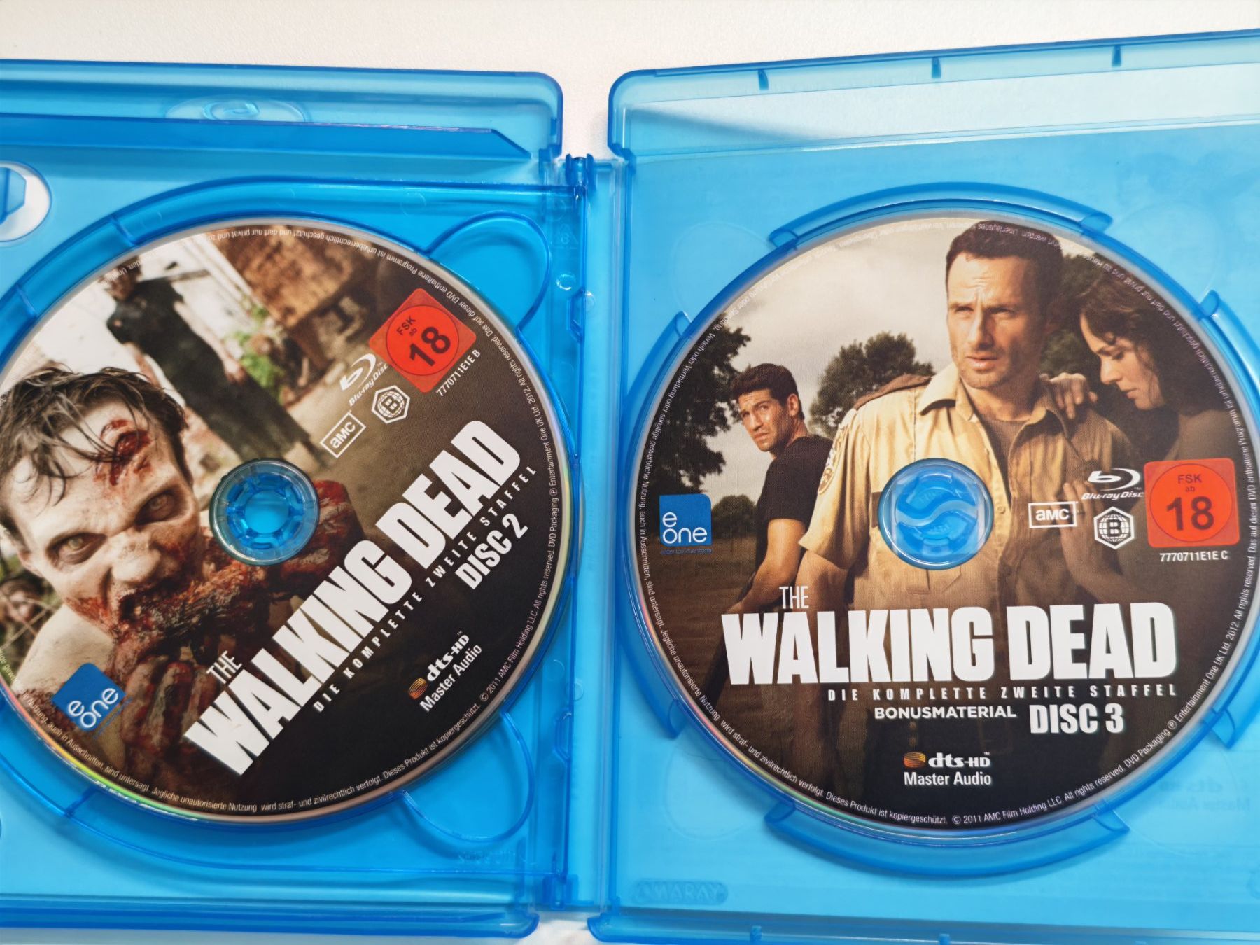 Tutti i DVDs: The Walking Dead Staffel 2 – Usato da Liestal venduto da Kratzilla 2