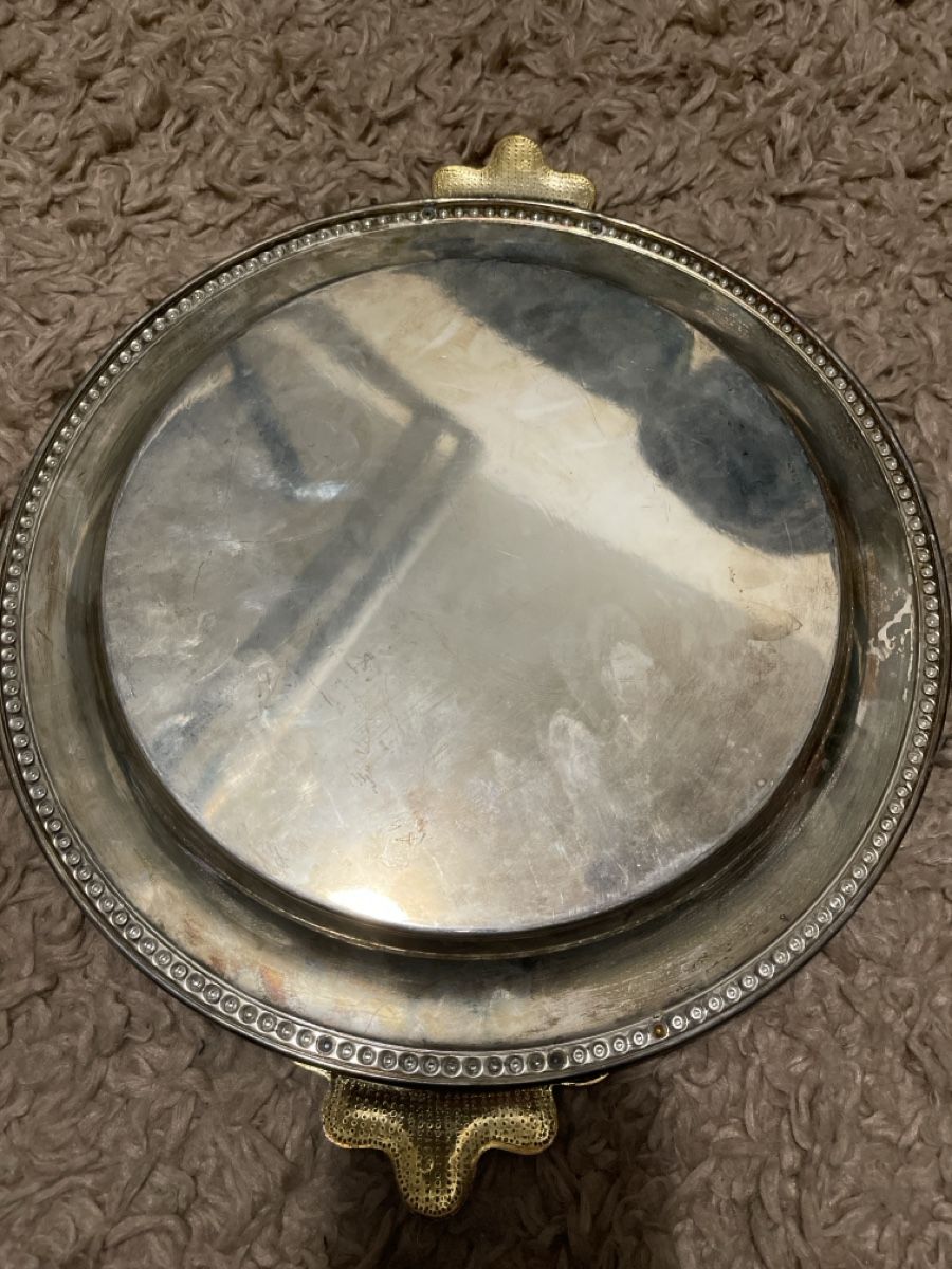 Piatti di portata: Elegantes Vintage Serviertablett, wahrscheinlich Versilbert – Usato da Unterkulm venduto da AnoliOccasion 2