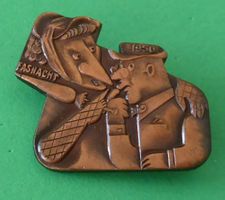 Basler Fasnachtsplakette Kupfer mit Nadel 1950