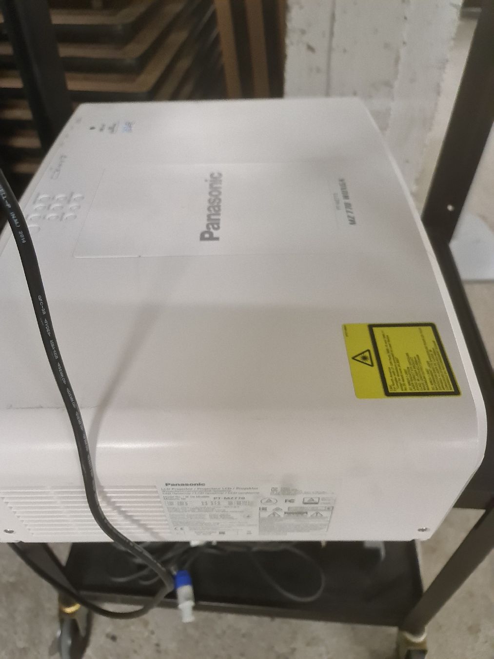 Panasonic Proiettori: Panasonic Projektor MZ170 WUXGA  – Usato da Zürich venduto da chrigel180375 2