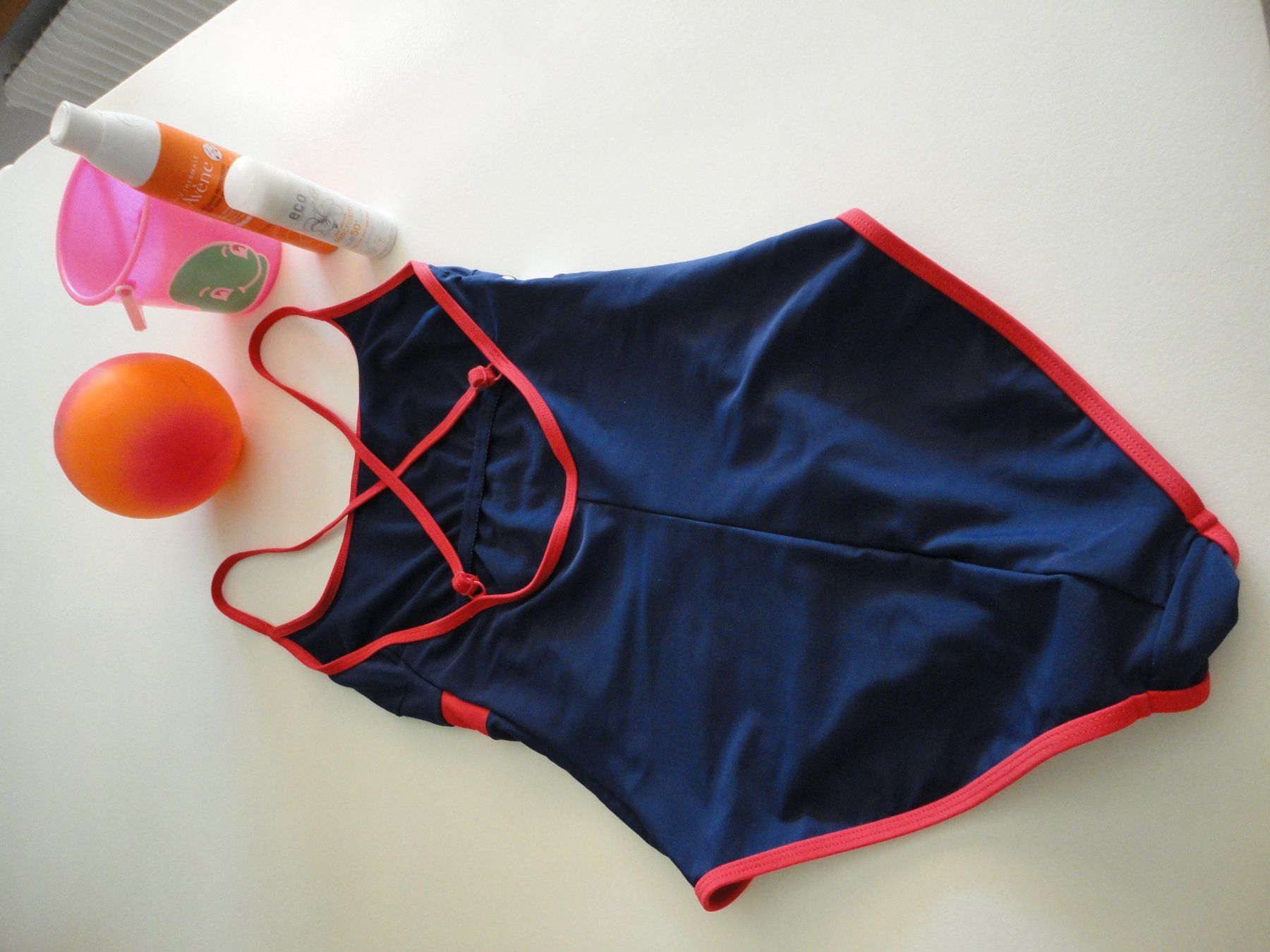 Badekleider & Bikinis: Badeanzug KangaROOS dunkelblau/rot – Gebraucht aus Bonstetten von nat_tv99 3
