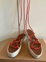 Espadrilles avec cordon qui entoure la jambe - Taille 38