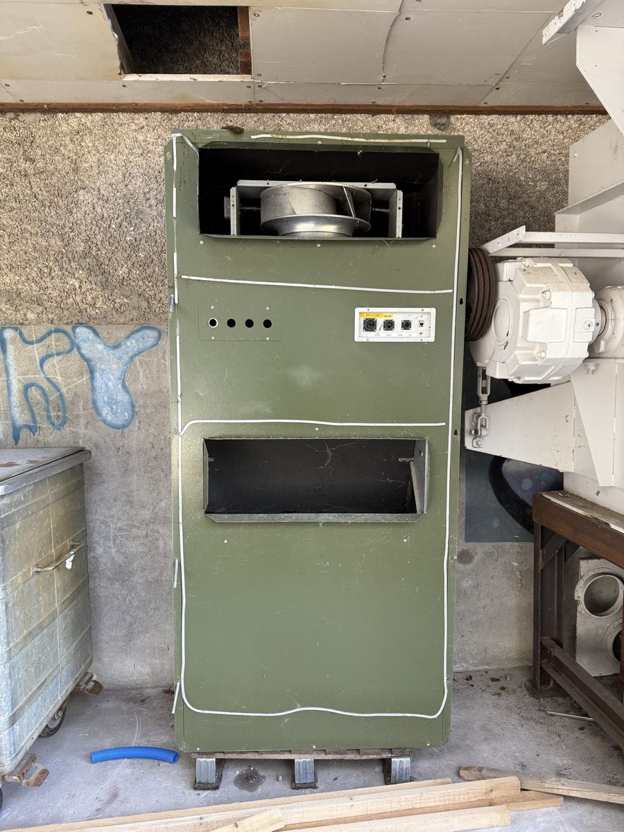 Condizionatori: Gebrauchte Industrie-Luftfilteranlage - klimaanlage – Usato da Niedergösgen venduto da cooly6