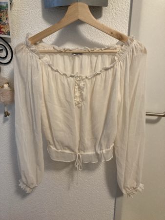Weiße elegante Bluse