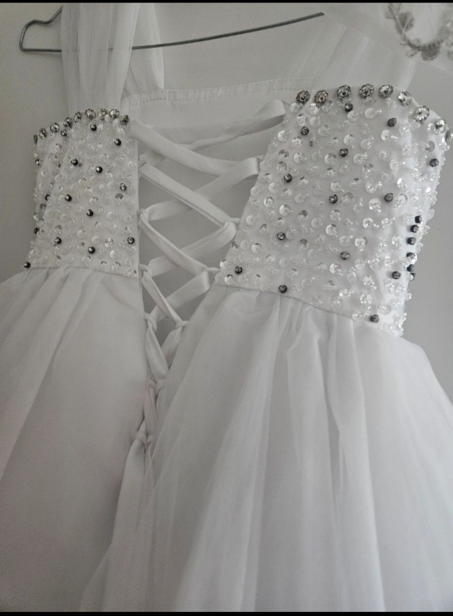 Vestiti & Gonne: Elegantes weisses kleid – Usato da Luzern venduto da Dan_8m79 3