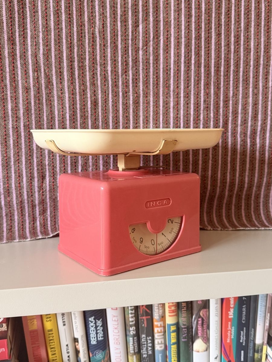 Waagen und Gewichte: Vintage rosa Waage  – Gebraucht aus Laupen BE von Lisafurby 2