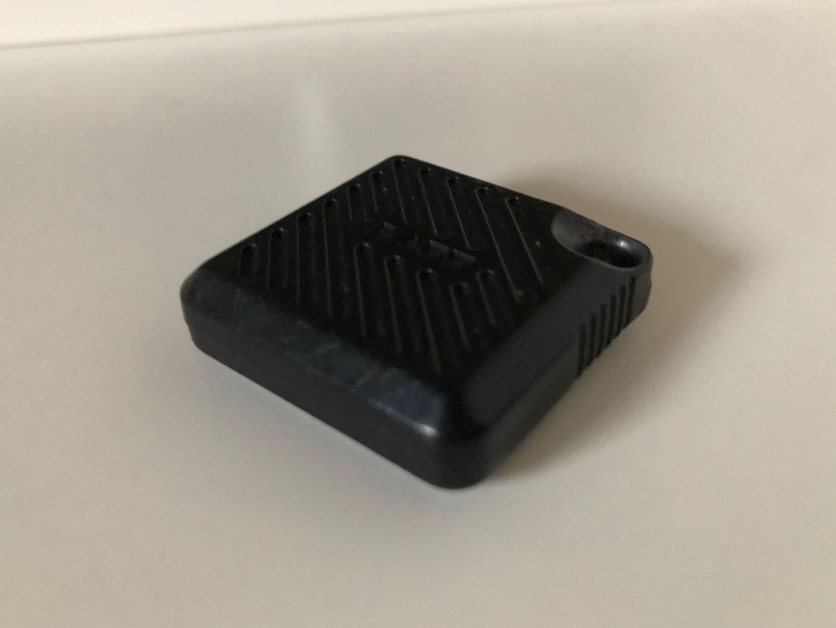 Schlüsselanhänger & - bänder: LAUT Porte-clé de protection pour Apple iTAG – Gebraucht aus St-Aubin FR von Tiweety 1