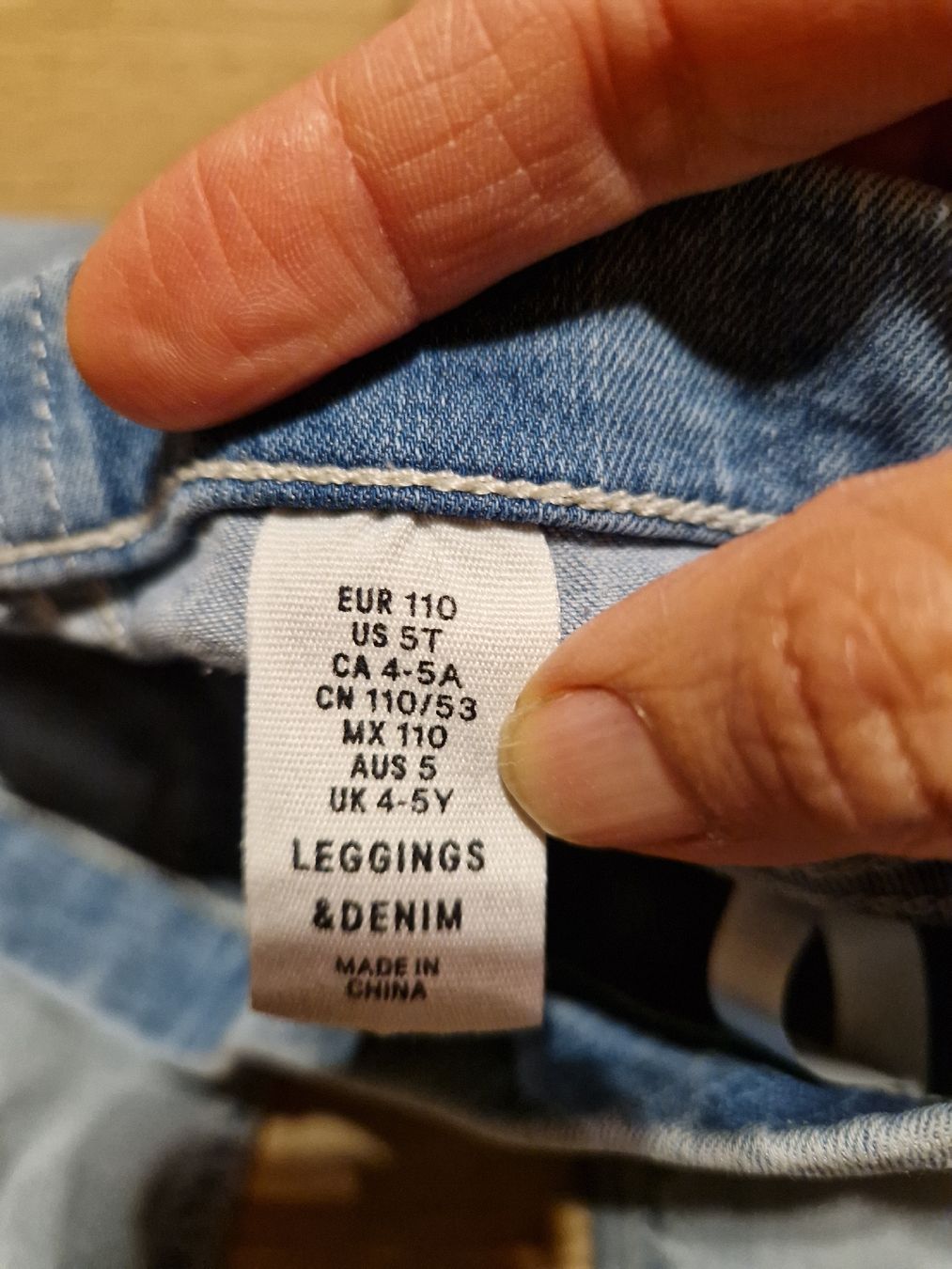 Hosen: Mädchen Jeans Gr. 110 – Gebraucht aus Wimmis von traubenq 1