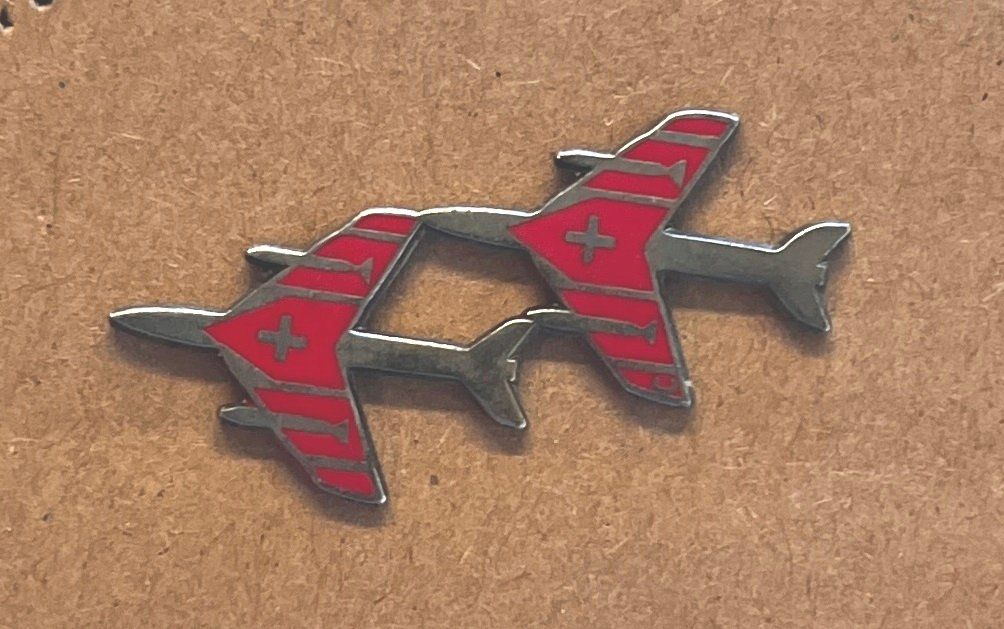 Swiss Placchette & Badge: Pin  Patrouille Suisse – Usato da Obernau venduto da Wgnom