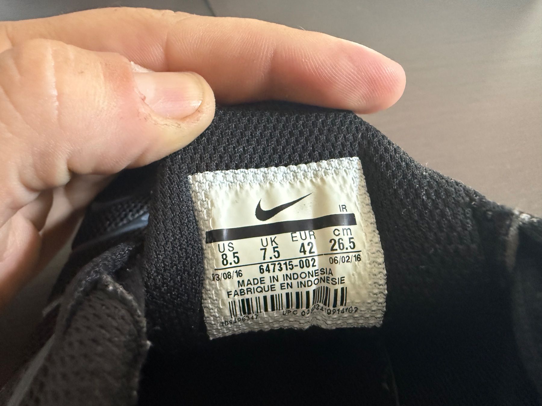 Nike Chaussures hommes: Nike Sneakers Gr. 42 – D'occasion à Goldach par jil_vnd8 1