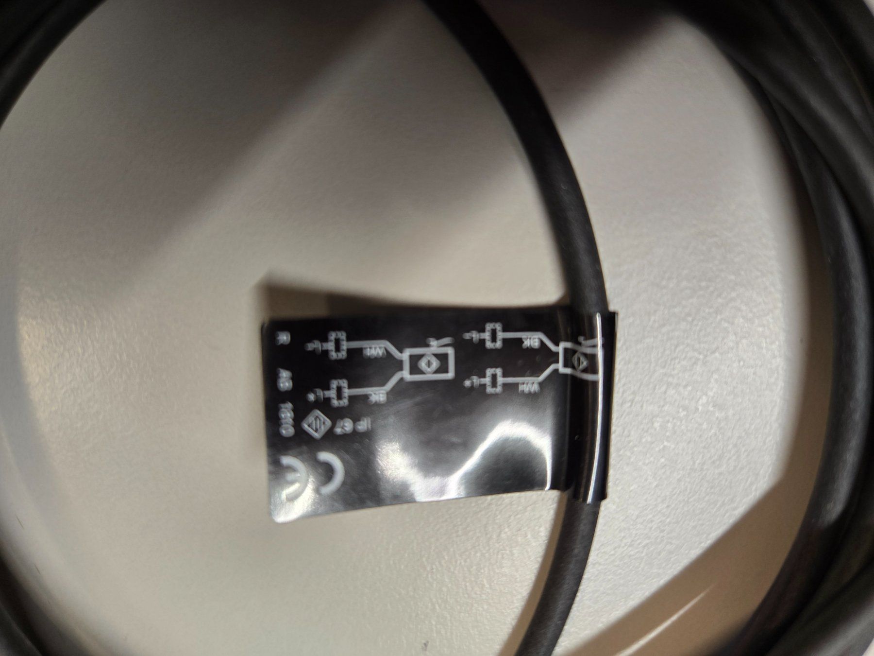 Componenti elettronici: 4x IFM IE5238 Induktiver Sensor – Usato da Jona venduto da Quantec 4
