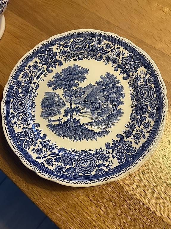 Piatti: Vilkeroy& Boch Teller, blau – Usato da Fischbach-göslikon venduto da Trinity16