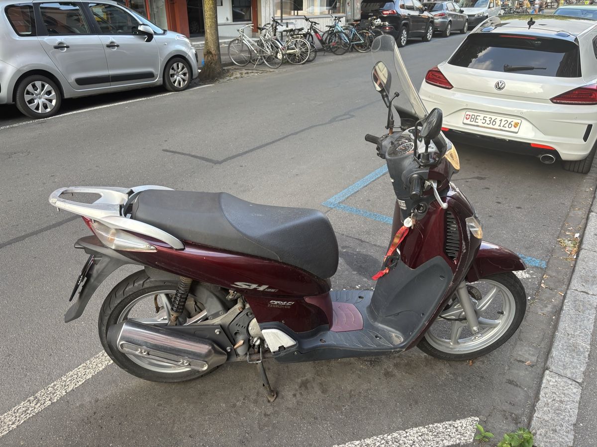 Honda Scooters: Roller Honda SH125 – Gebraucht aus Bern von morillore 3