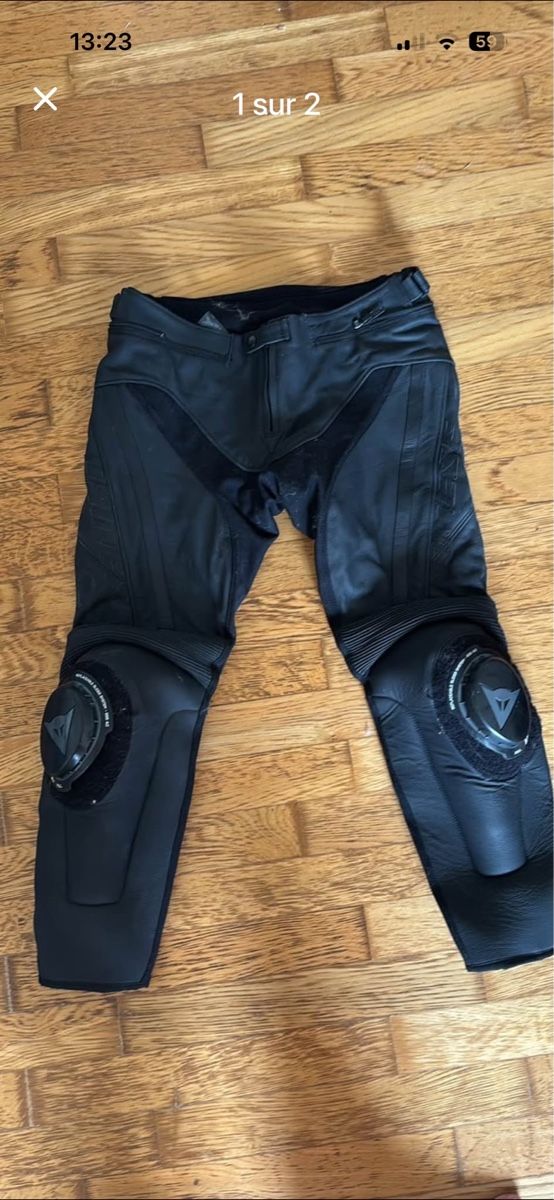 Dainese Pantaloni: Pantalon de moto Dainese – Nuovo (secondo la descrizione) da Ste-Croix venduto da Florian_VAR