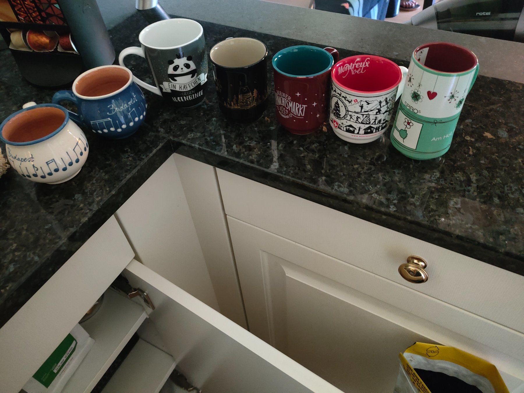 Tazze: 7 kaffetasse/Teetasse – Usato da Bern venduto da Emmanouel
