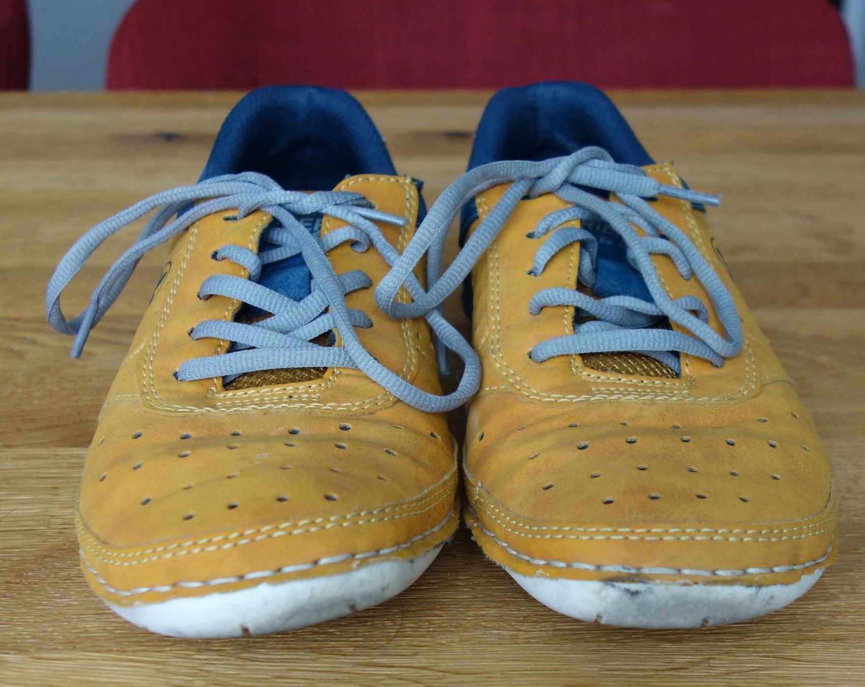 Rieker Herrenschuhe: Rieker Herren Gelb-Blau-Weiss – Gebraucht aus Basel von Verkauf_Aral