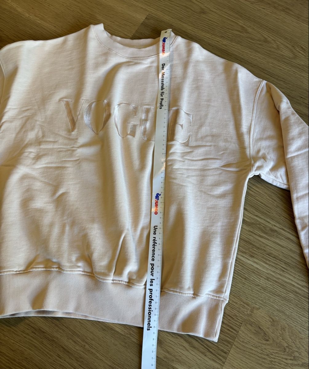 Maglioni & Felpe: Vogue Pullover, beige – Usato da Baden venduto da Tiffany6878 5
