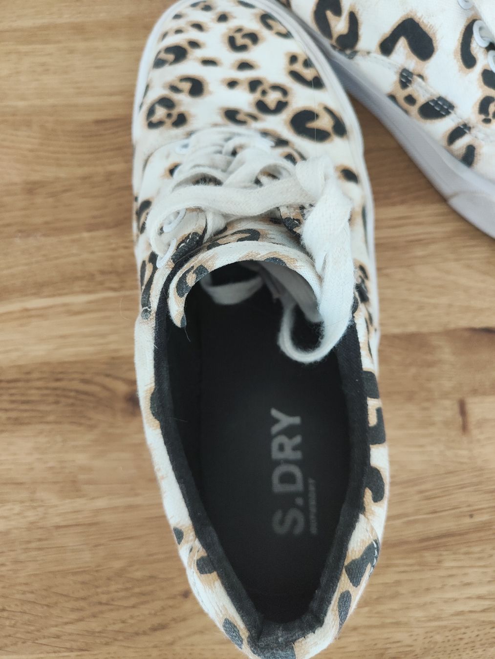 Superdry Scarpe da uomo: Superdry Sneaker, Gr. 39, Animal Print – Usato da Effretikon venduto da jeb_l9k5 2