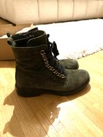Olive-farbene Damen Boots Gr. 39 mit goldenen Details
