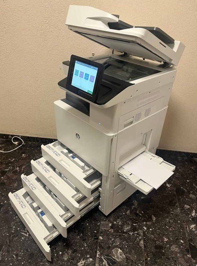 Hewlett Packard Stampanti: HP Color LaserJet Managed MFP E78330dn, neu, Top Angebot – Nuovo (secondo la descrizione) da Glattbrugg venduto da copytron 4