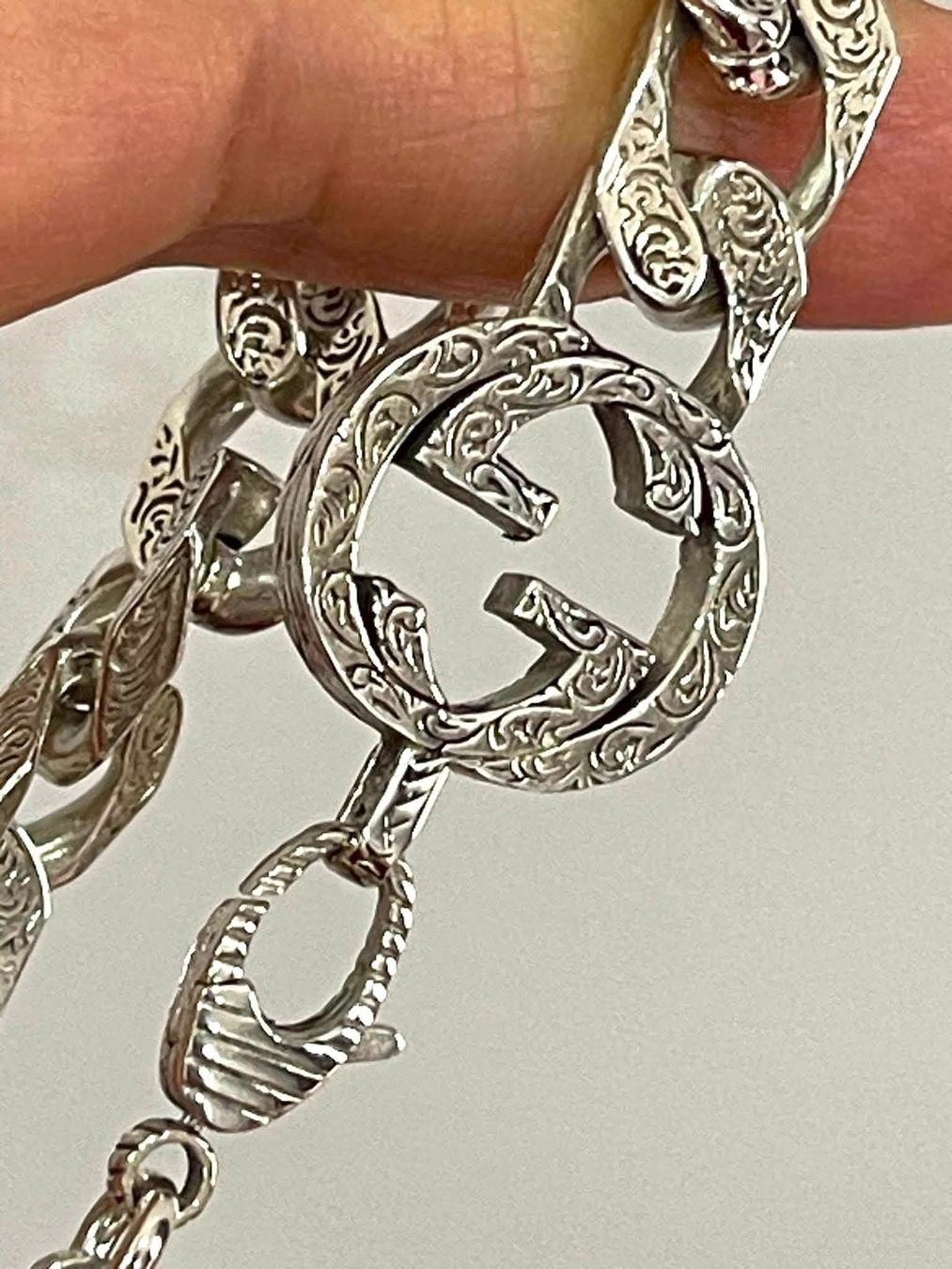Gucci Bracciali & Braccialetti: Bracelet Gucci Interlocking en argent bon état – Nuovo (secondo la descrizione) da Chavannes-Renens venduto da leh_8jcz 4