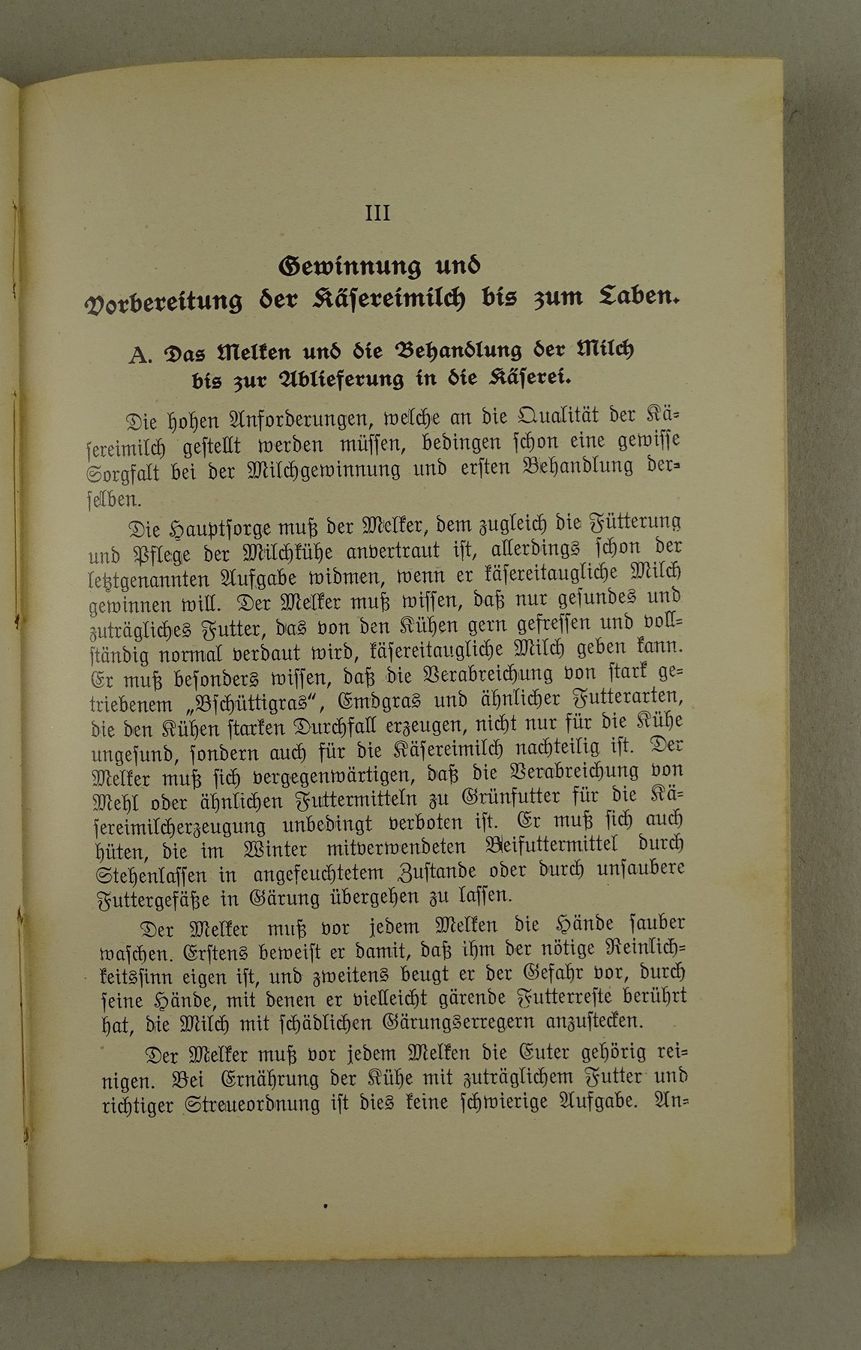 Libri: FABRIKATION UND BEHANDLUNG DES EMMENTALERKÄSES – Usato da Grüningen venduto da Kartensammler 2