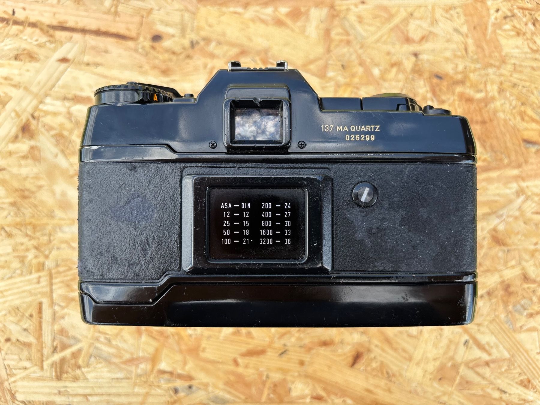 Contax Fotocamera: Contax 137 MA Quartz Kamera – Usato da Feldbach venduto da Olive1 4