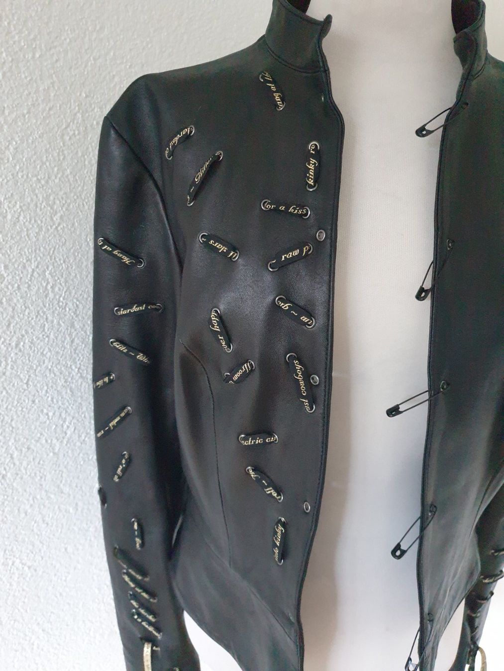 Giacche: John Richmond Hammer Lederjacke Neu Gr. 38 – Nuovo (secondo la descrizione) da Bottmingen venduto da sandy_2 1