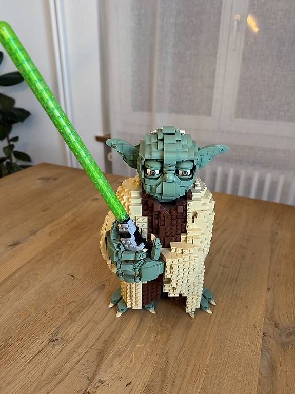 Spielzeuge: LEGO Yoda – Gebraucht aus Balsthal von Jimmy060
