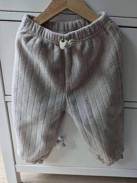 Kleiderpakete & -sets: Chou Cream Top Bottom Set HOLIC BEBE 86 – Gebraucht aus Uitikon Waldegg von moaloha21 1
