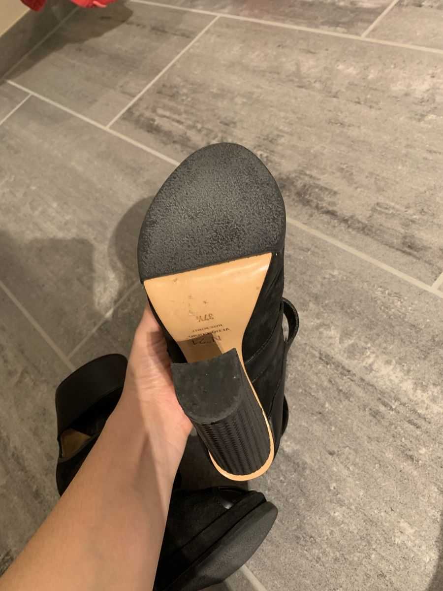 Damenschuhe: Sandalen mit Absatz, Schuhe, N 21 original – Gebraucht aus Zell LU von AliAli24 6