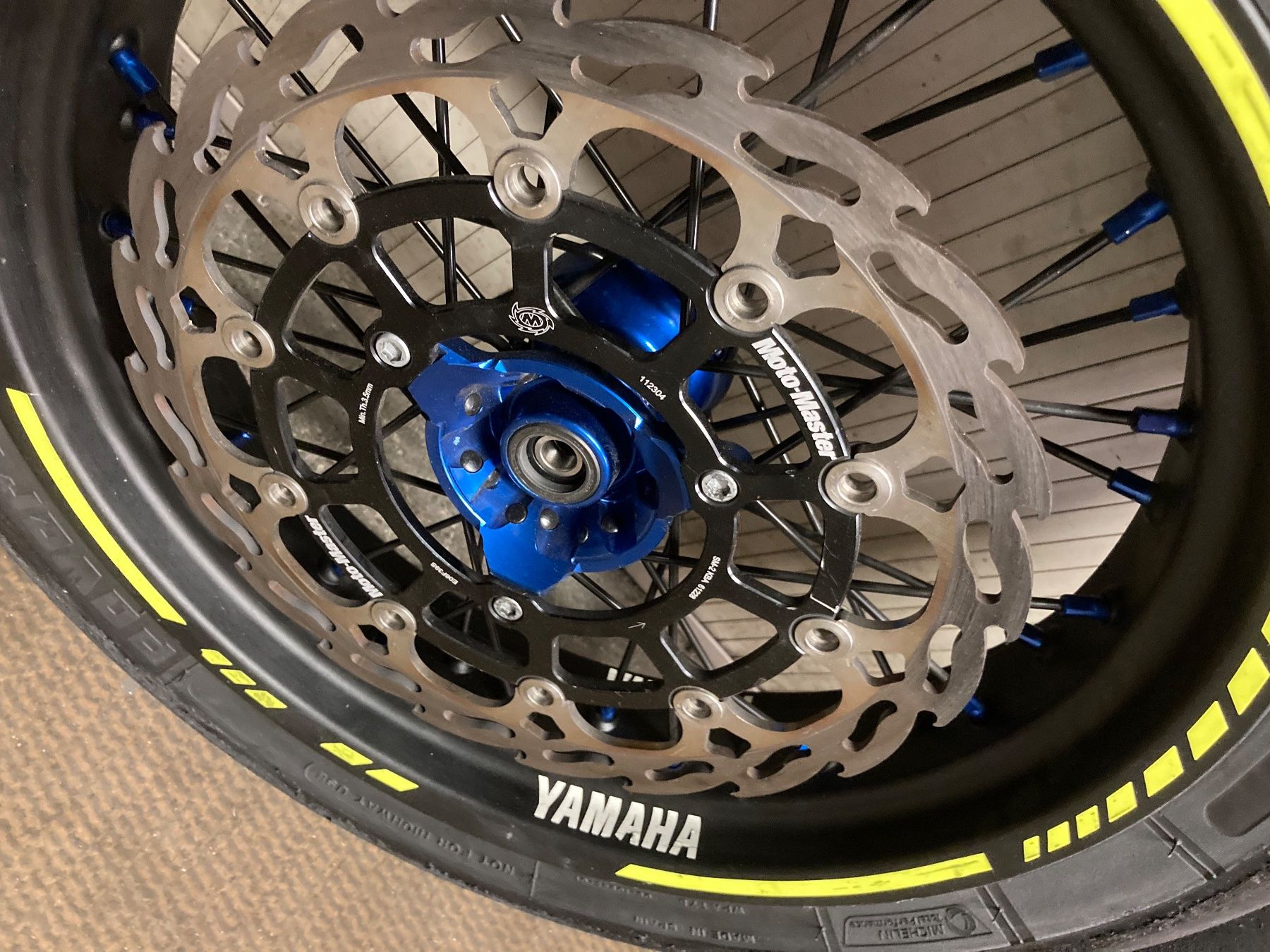 Yamaha Strada: Supermoto Radsatz Yamaha YZ85 – Usato da Aadorf venduto da Mr.Porthews