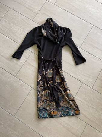 Elegantes Damenkleid mit Muster & Gürtel – Gr. 38